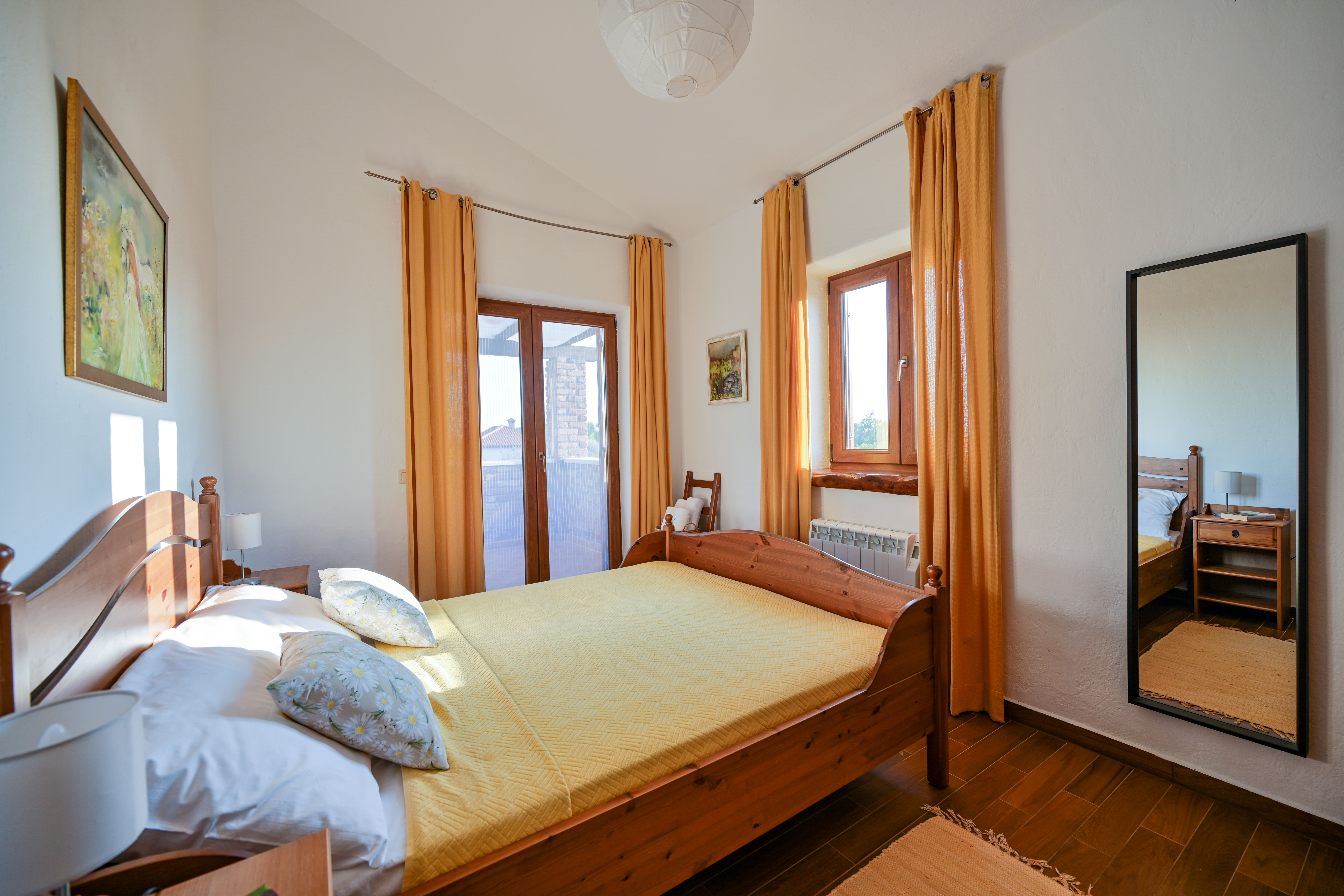 IMMORTELLE ROOM